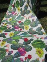 Teppich am laufenden Meter mit CACTUS-Design aus wasserabweisendem Stoff. Rutschfeste Unterseite.... 0,10 Cent Euro pro
