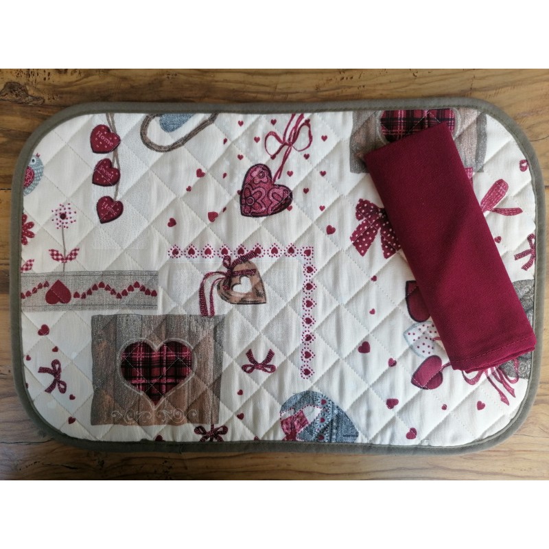 Tovaglietta Americana in Cotone Fantasia CUORE SHABBY ROSSO Misura:50x35.. 100% Cotone.... MADE IN ITALY!!!!!