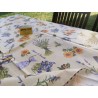 Rechteckige Tischdecke aus plastifizierter Baumwolle mit LAVENDEL- UND SONNENBLUMEN-Muster. 100 % wasserabweisend.