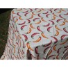 Nappe 100% hydrofuge résistante aux taches, motif piments colorés... dans toutes les tailles... pas de repassage!!!!