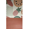 Teppich als Meterware mit EXOTIC FRUIT-Design aus nautischem wasserabweisendem Stoff. Rutschfest. 0,11 Cent pro Stück.