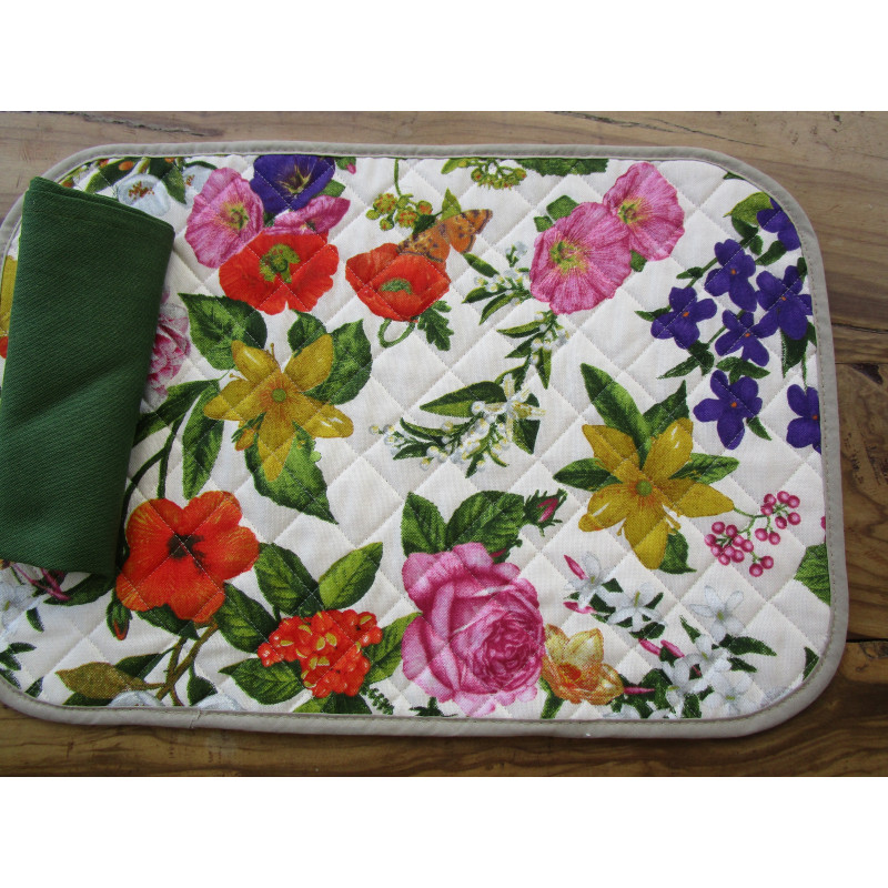 American Quilted Cotton Placemat With FLORAL Pattern Napkin.. Size:50x35..MADE IN ITALY..!!!!