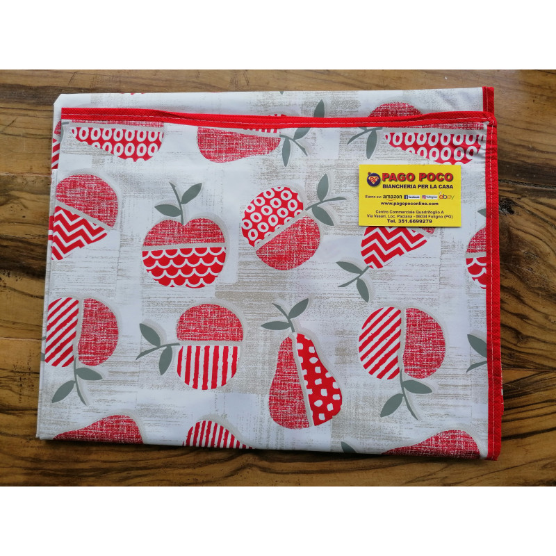 Rectangular tablecloth in water-repellent plastic. Tutti Frutti design.. In all sizes.. MADE IN ITALY..