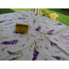 Nappe rectangulaire en plastique hydrofuge. Conception LAVANDE.. Dans toutes les tailles.. FABRIQUÉ EN ITALIE..