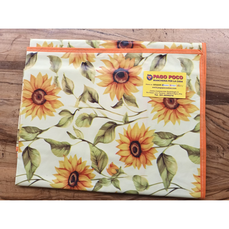 Rectangular tablecloth in water-repellent plastic. ALL SUNFLOWERS design.. In all sizes..MADE IN ITALY..