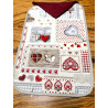 Amerikanisches gestepptes Gobelin-Baumwoll-Tischset mit HERZ-Design-Serviette. Größe: 50 x 35. Hergestellt in Italien.